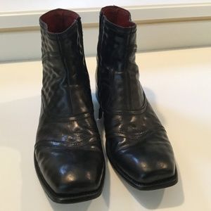 Vero Cuiio Damy Black Boots
